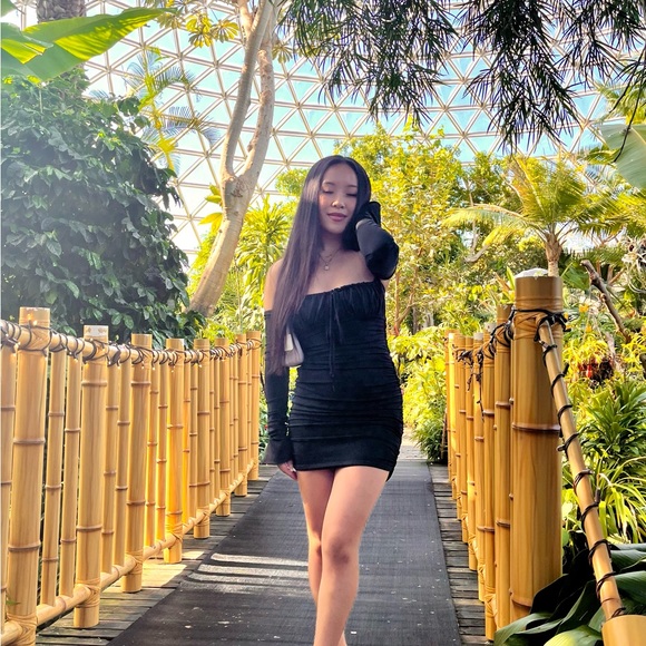 Meet your Posher, Joyce - Picture 1 of 1